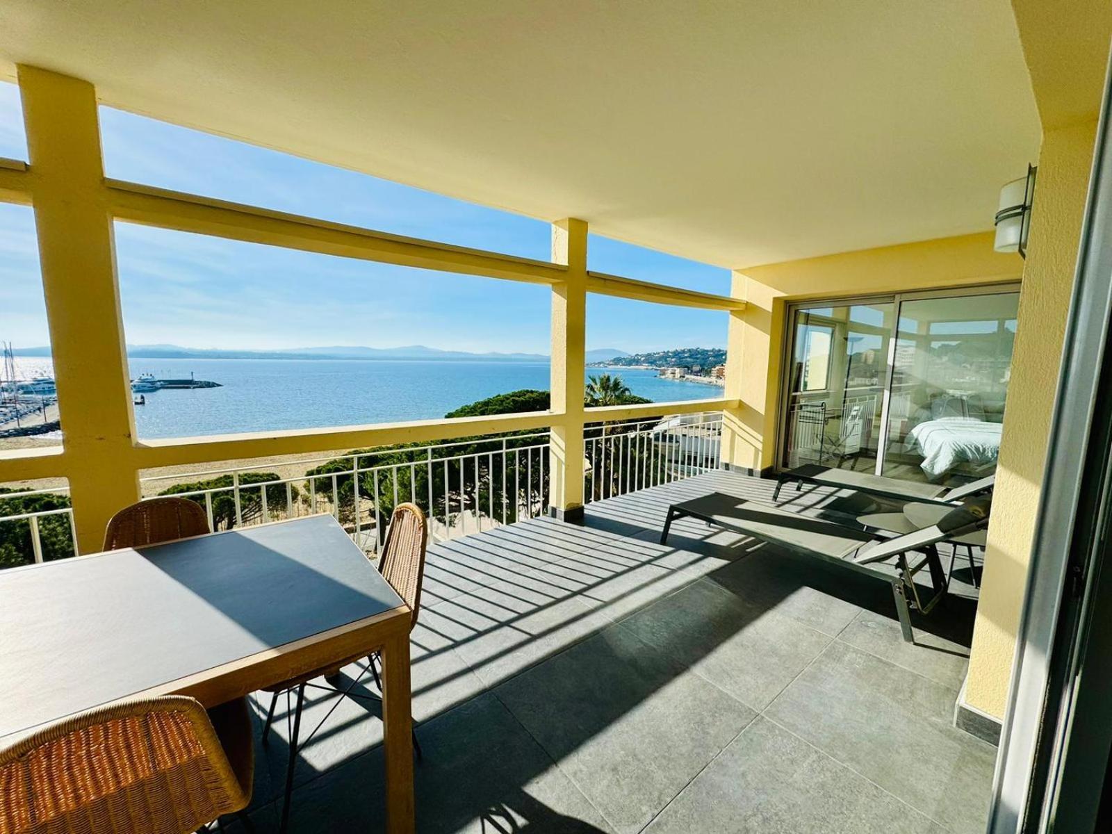 Grand Appartement - Central Beach - Residence De La Rose Sainte-Maxime Eksteriør billede